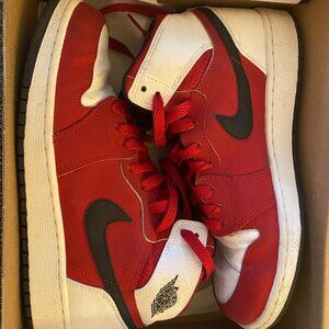 Nike Air Jordan 1 Retro High BG Blake Griffin PE Sneakers -size 6Y (8.5 women’s)